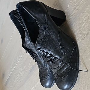 Born size 8 shoe